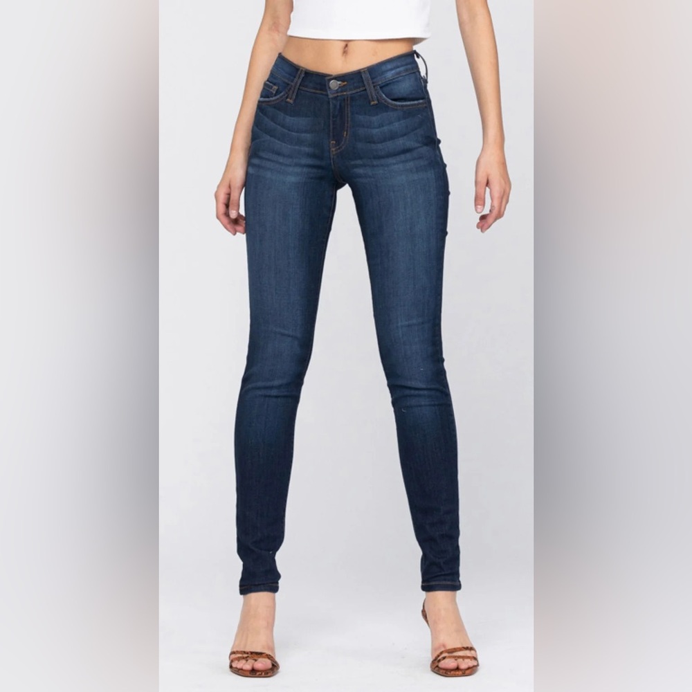 Judy Blue 8390